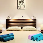 Css Comfy Smart Superior By King's Palace Apartment