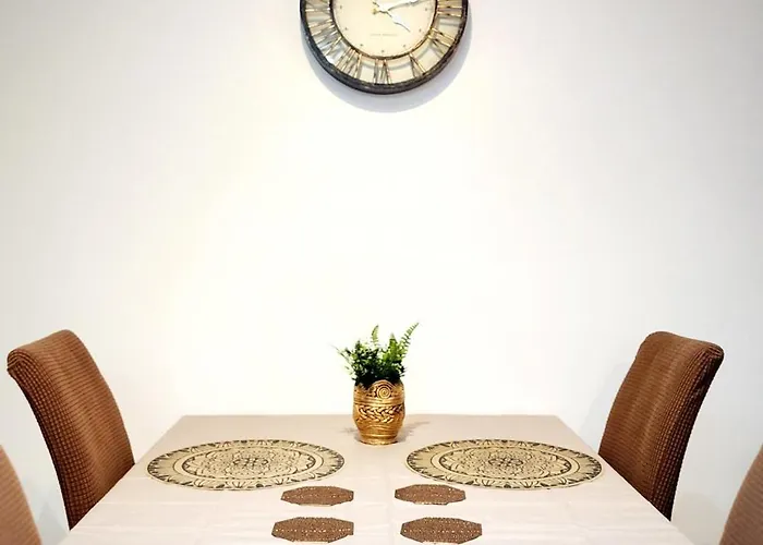 Daire Css Comfy Smart Superior By King's Palace Pafos