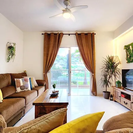 Css Comfy Smart Superior By King's Palace Appartement