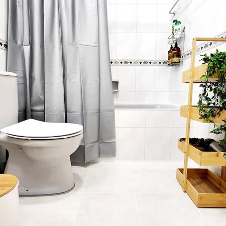 Apartment Css Comfy Smart Superior By King's Palace *